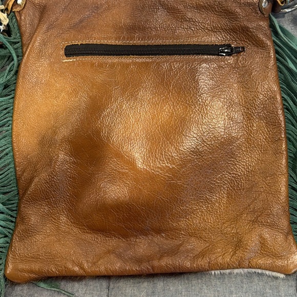 HCC Brown Leather Crossbody Bag with Turquoise Fringe and LV Accent - Picture 3 of 6